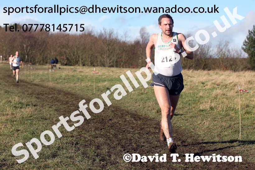 Mens masters 35s to 64s North Eastern Masters, Wallsend. Photo: David T. Hewitson/Sports for All Pics